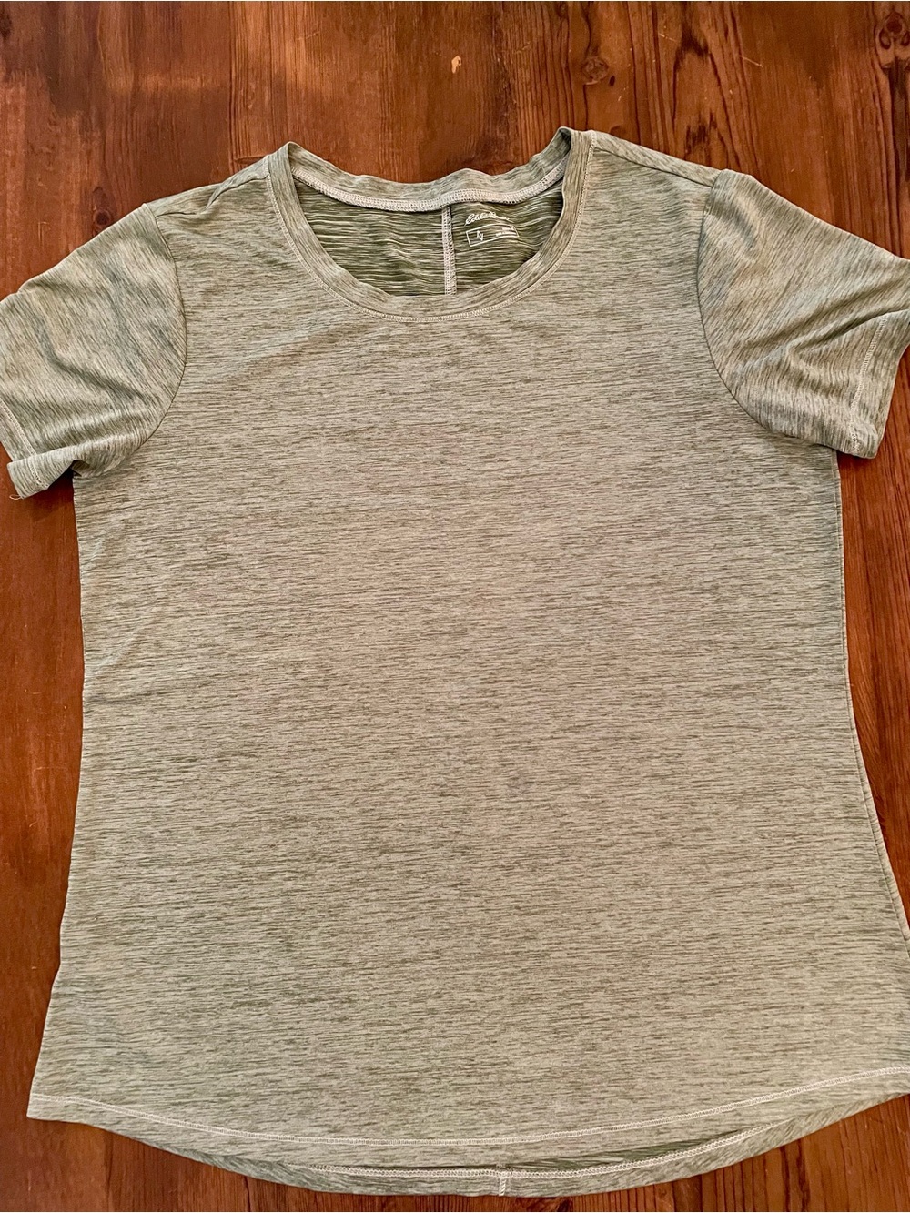 Eddie Bauer Short Sleeve Crew Neck Top in Heather Green